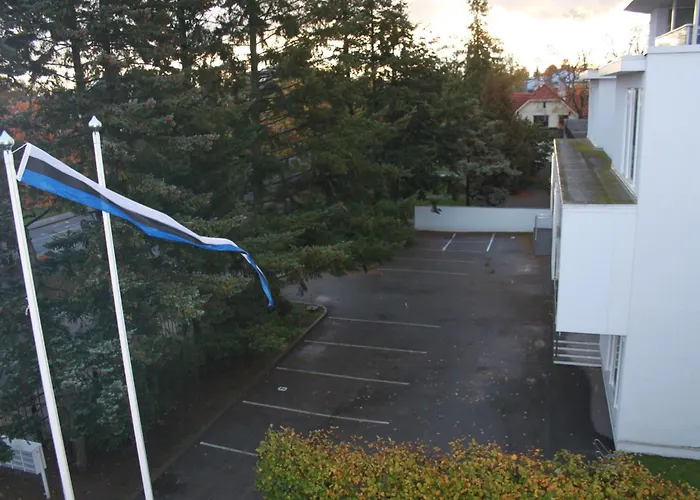 Lehe Ranna Παρνού