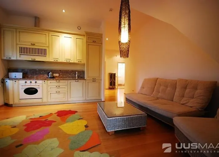 Lehe Ranna Παρνού