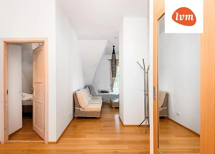 Lehe Ranna Παρνού